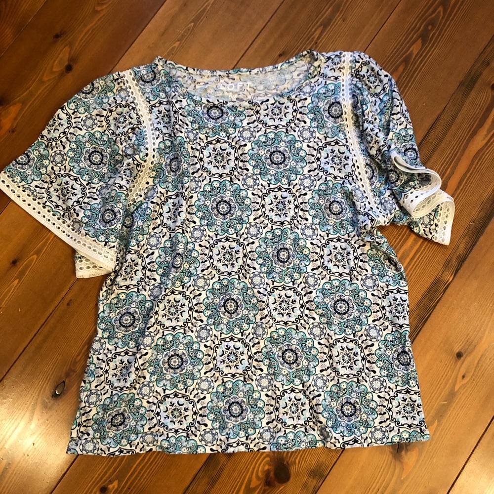 Loft Medallion Blue Navy Flutter Sleeve Linen T Shirt Women’s S